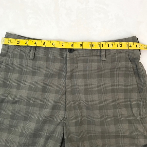 Men's Nike Fit Dry Plaid Golf Shorts 30 - Picture 7 of 12